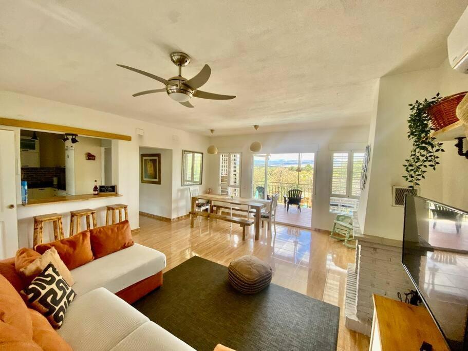 Villa Preciosa Con Hermosas Vistas. Hormigos Exteriör bild